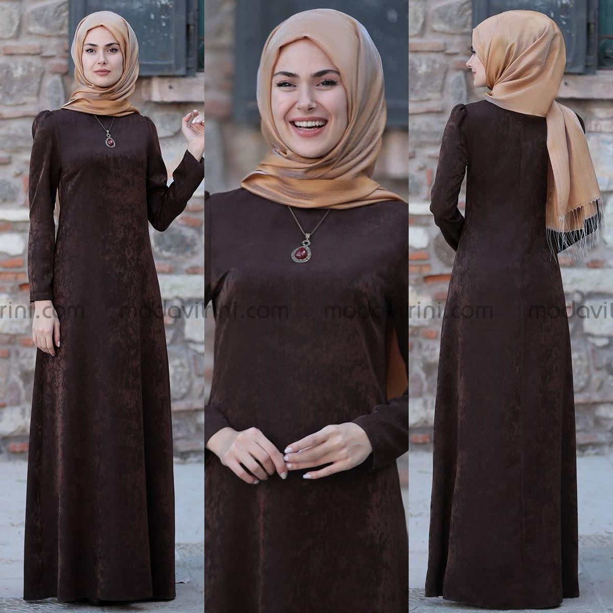 Plus Size Elegance in Modest Clothing