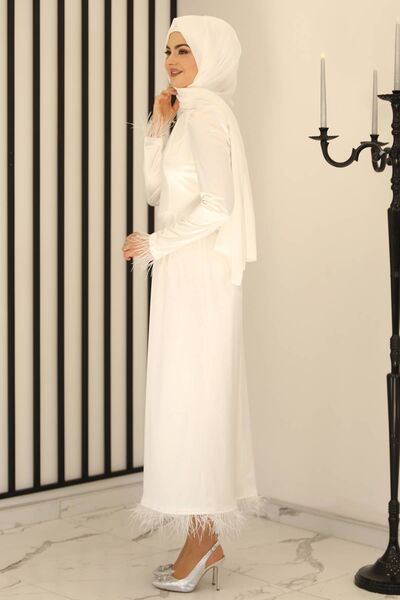 Tüy Detay Saten Kalem Abiye Elbise Ekru - Fashion Showcase Design - FSC3016